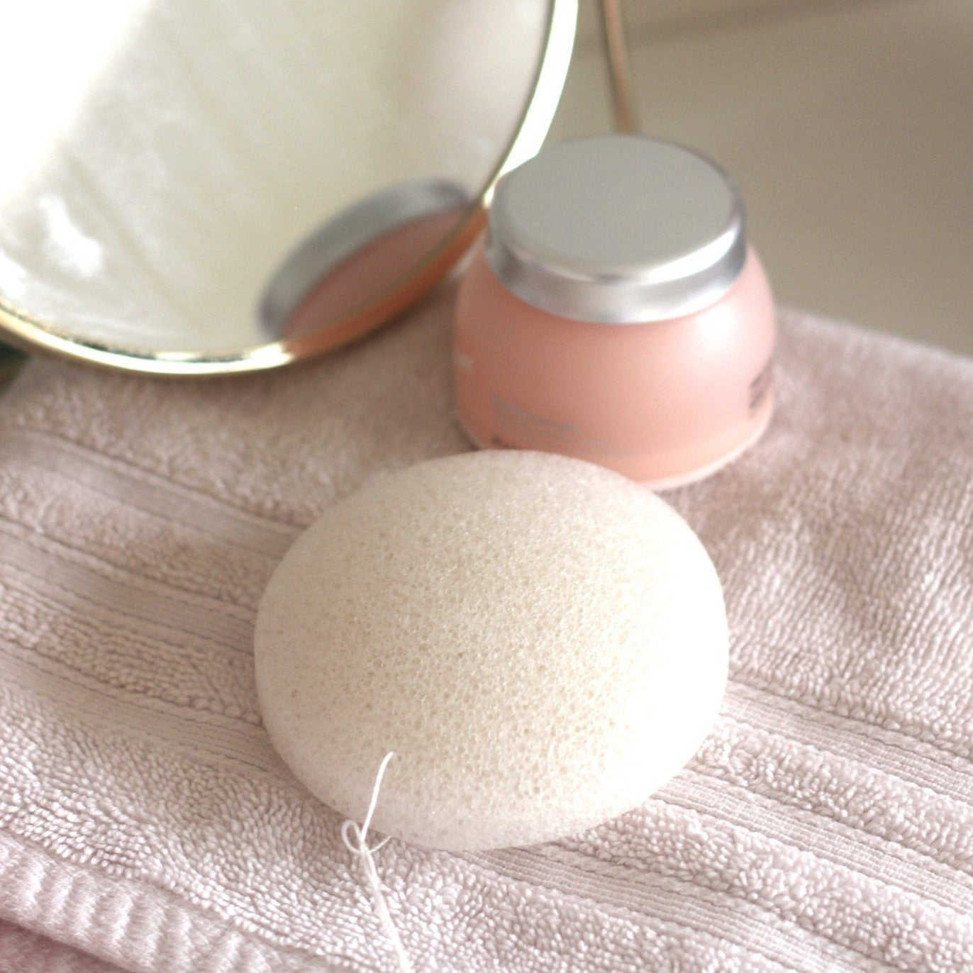 Maskeraide- Konjac Sponge