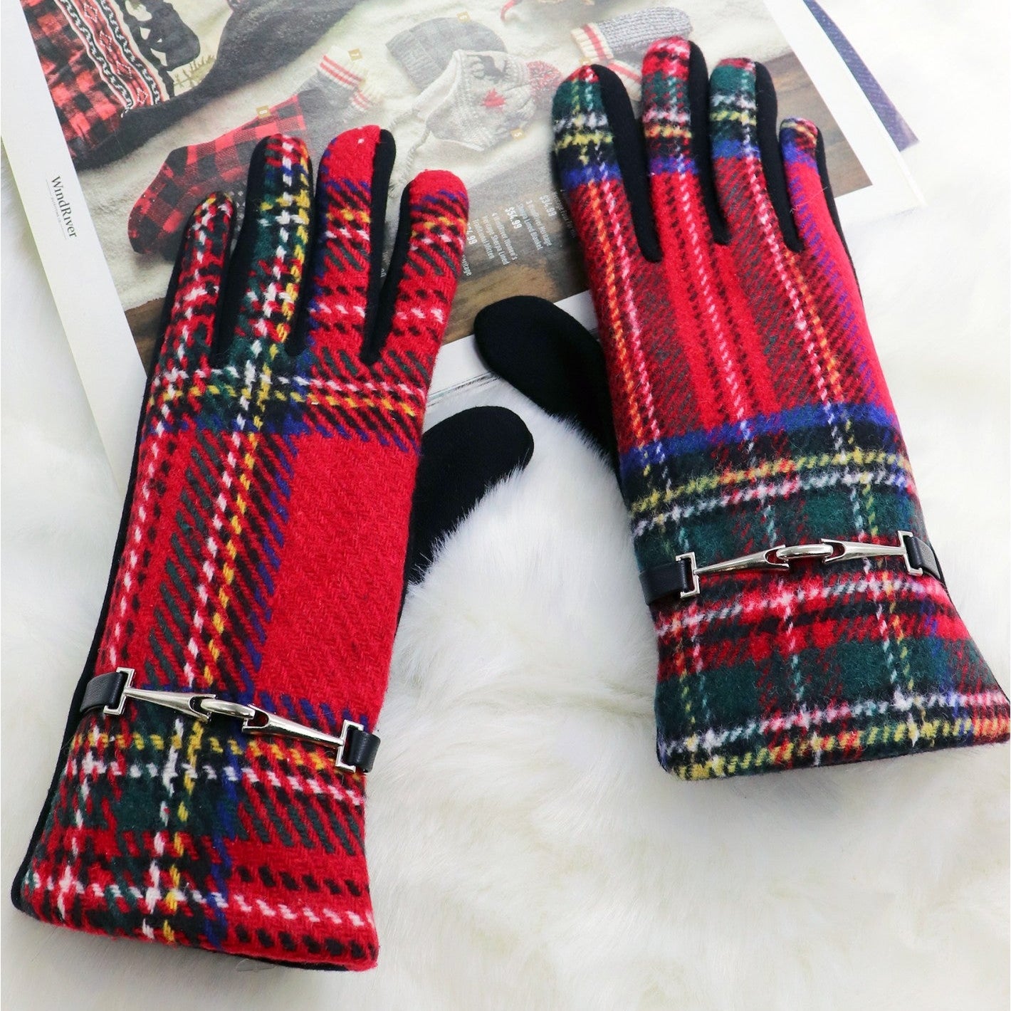 Women's Plaid Texting Gloves Assorted