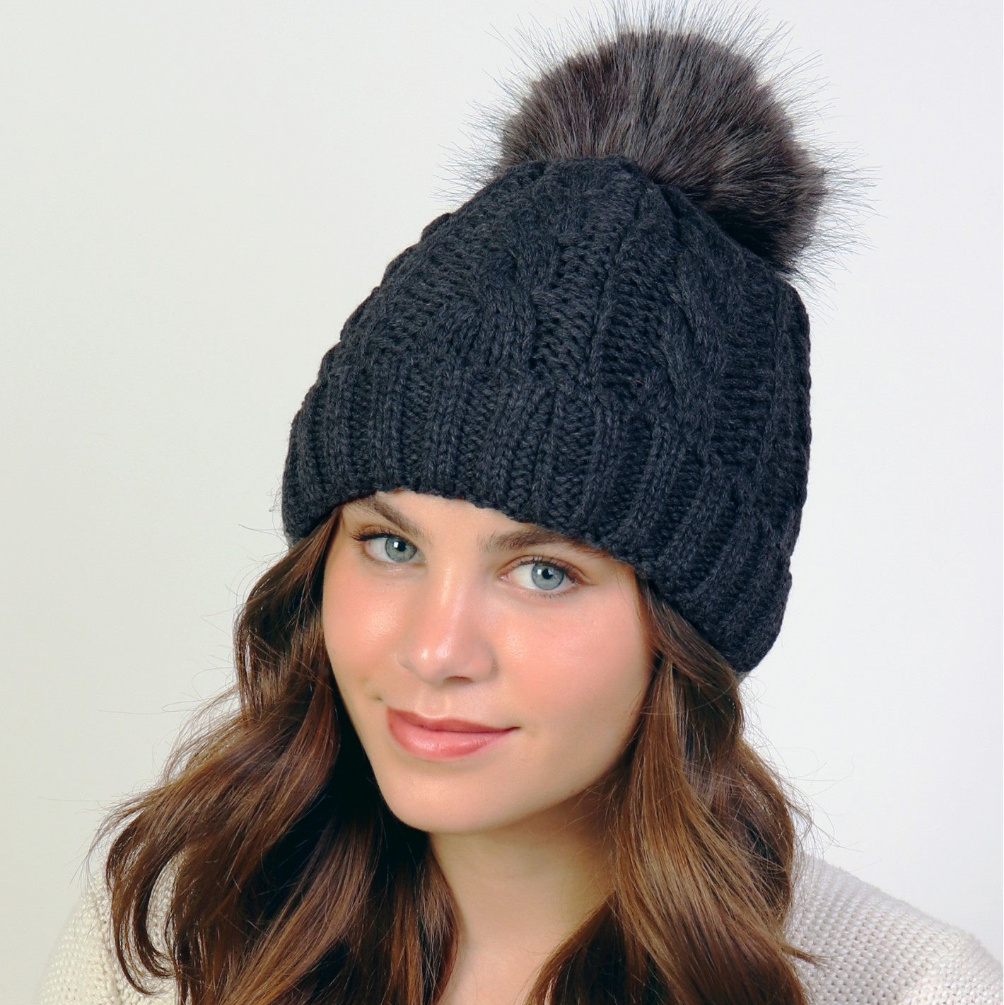 Women's Knitted Hat w/Pom-Pom Assorted