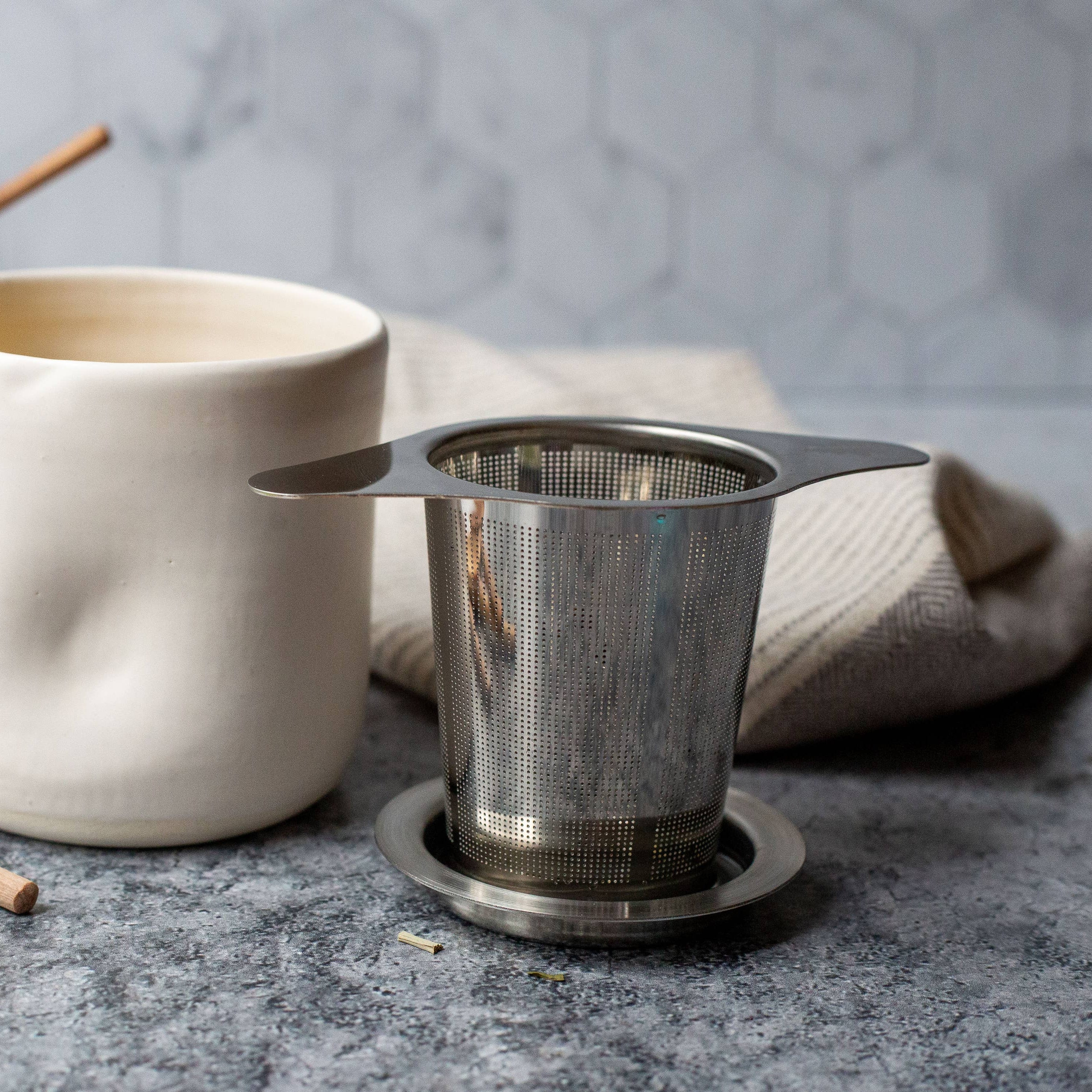 Loose-Leaf Tea Steeper/Strainer