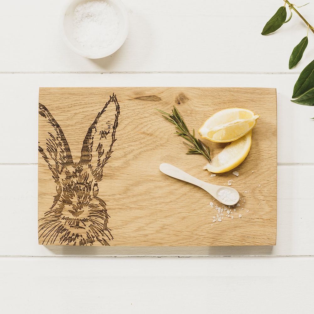 Serving Board 30cm- Oak Hare