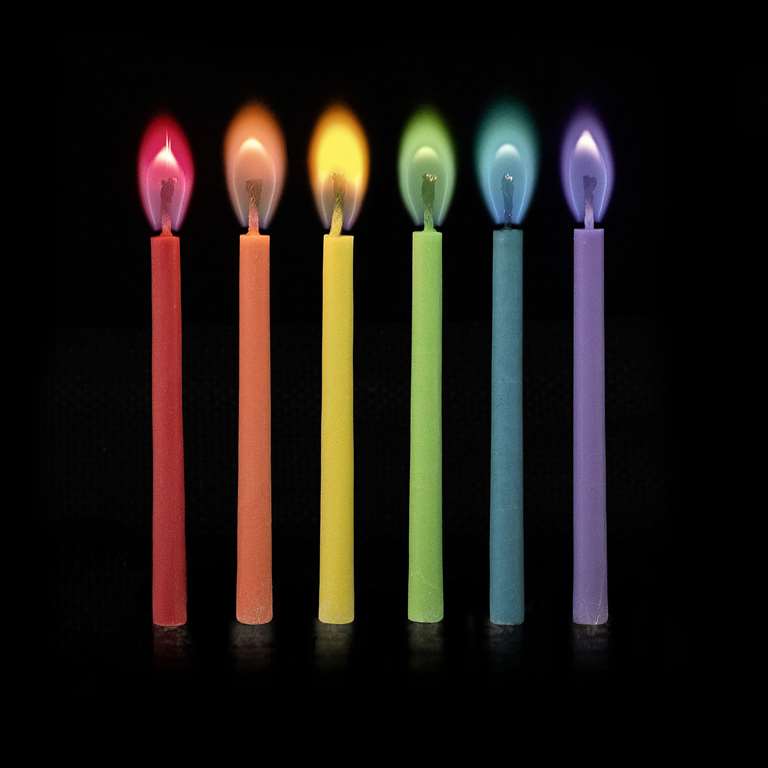 Candles Set/12- Coloured Flame